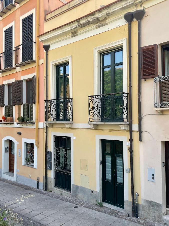 La Casa Gialla Cagliari
